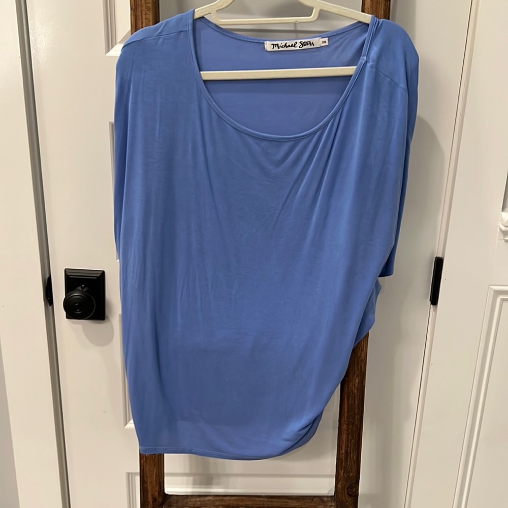 Light weight flowy cotton top.